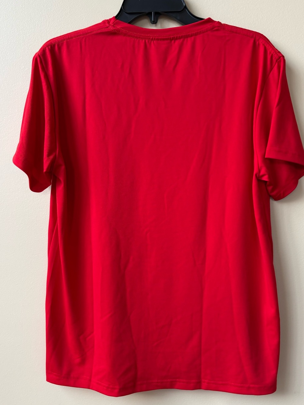 Women’s Red Short-Sleeve Tee with White Heart Graphic - Picture 3 of 9
